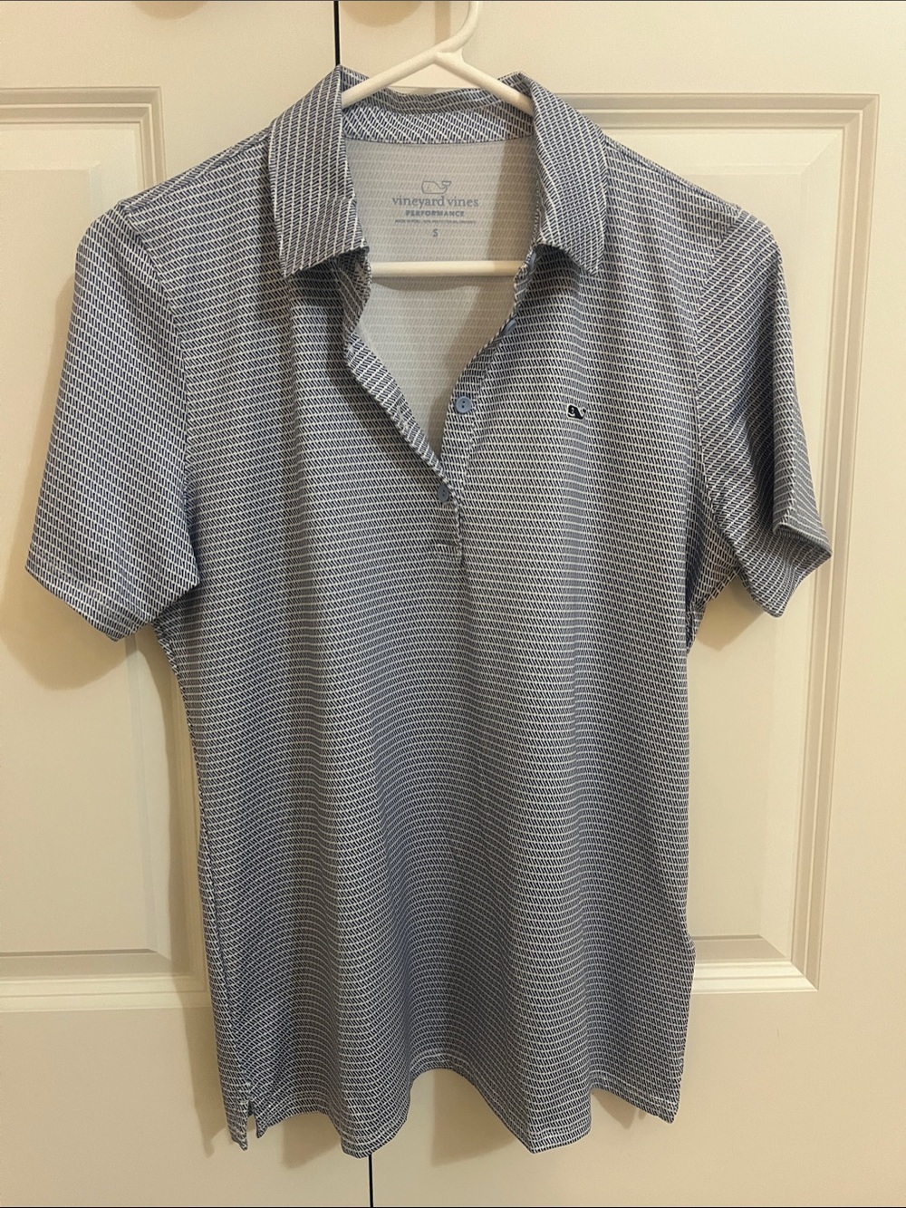 Vineyard Vines Women’s Light Blue Micro-Pattern Performance Polo